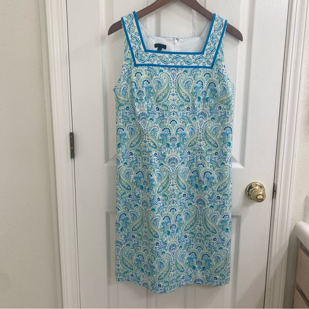 Women's Talbot Size 6P Blue Paisley Print Shift Dress - Elegant & Stylish